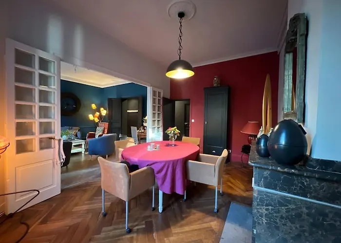 Cœur De Ville, Garage Privé Et Gratuit Avec Terrasse ! Appartement *